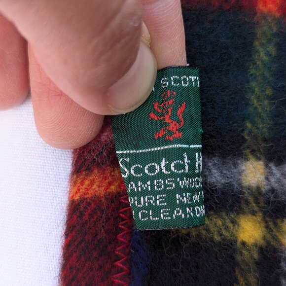 The Scotch House Red Tartan Scarf Wrap 100% Lambswool Plaid LIKE NEW soooo soft! - Picture 8 of 14